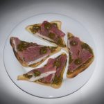 Triangoli di Pan Carrè con Speck e Pesto di Pistacchio